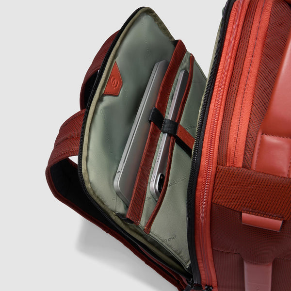 Travel backpack for laptop 17,3"