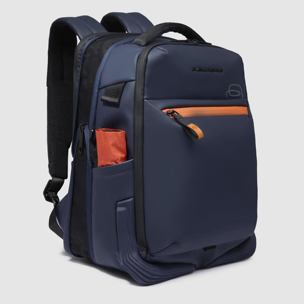 Water resistant travel backpack underseater