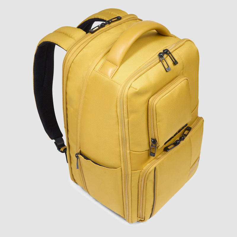 Travel laptop backpack 15,6"