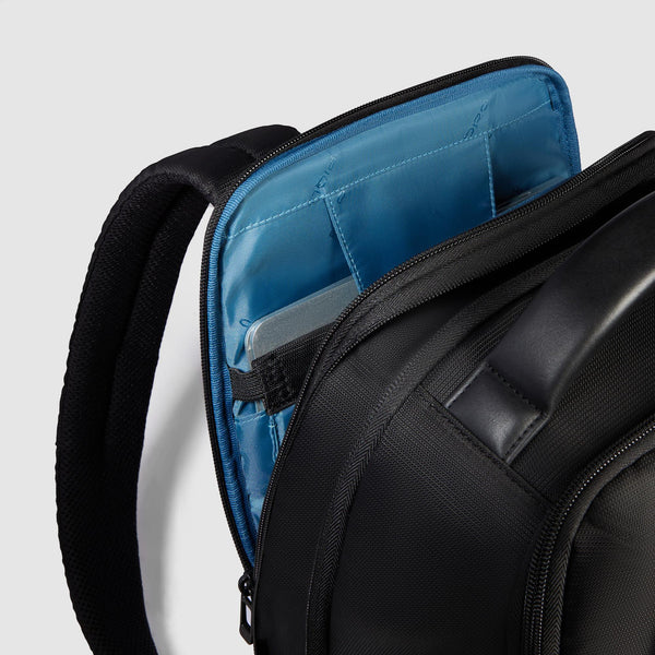 Travel laptop backpack 15,6"