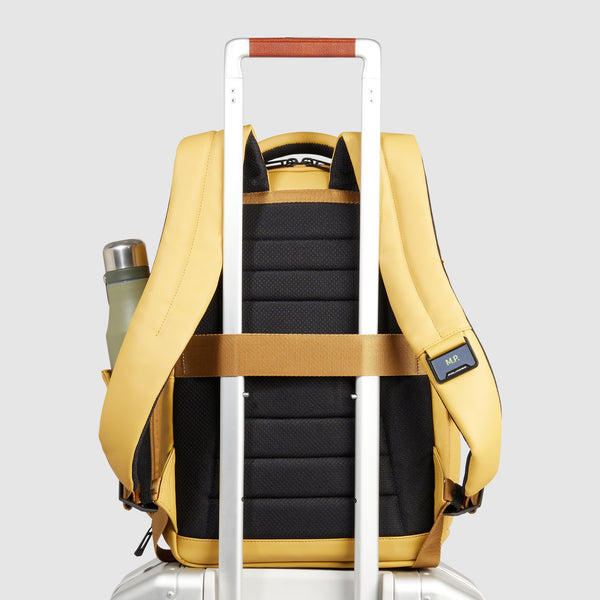 Water resistant travel laptop backpack 15,6" - 3