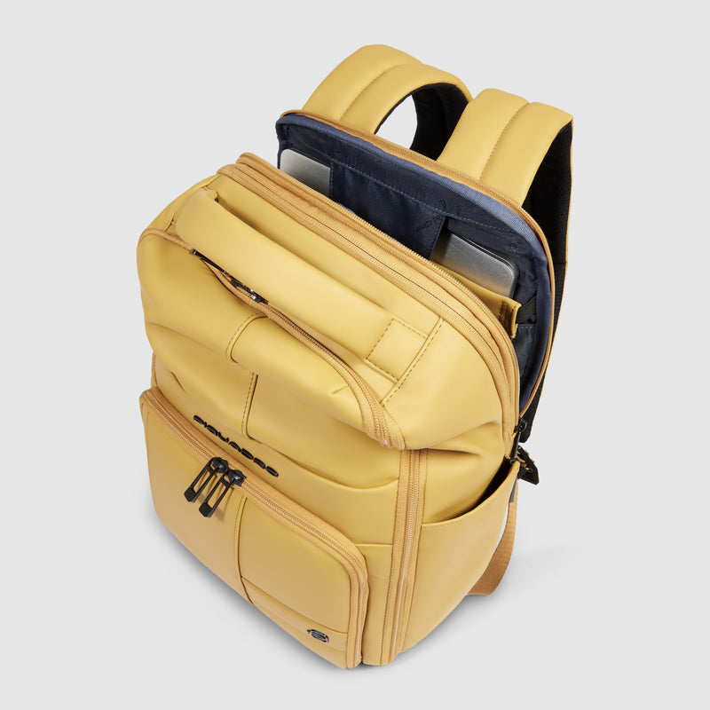 Water resistant travel laptop backpack 15,6"