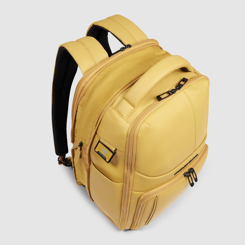 Water resistant travel laptop backpack 15,6"