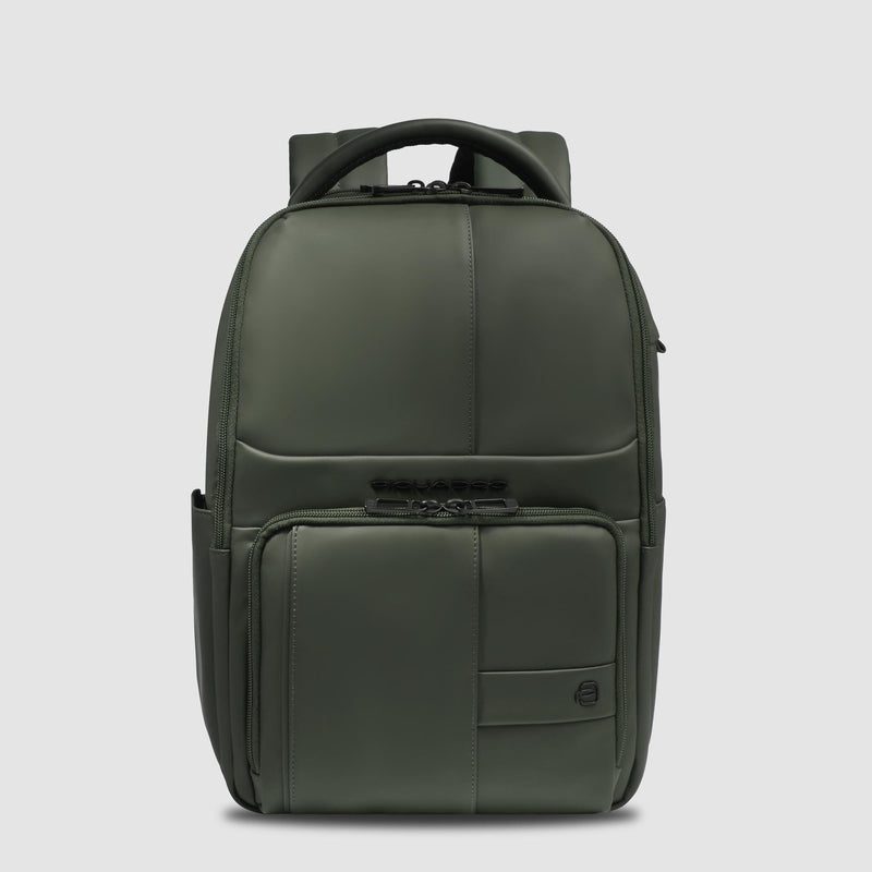 Water resistant travel laptop backpack 15,6"