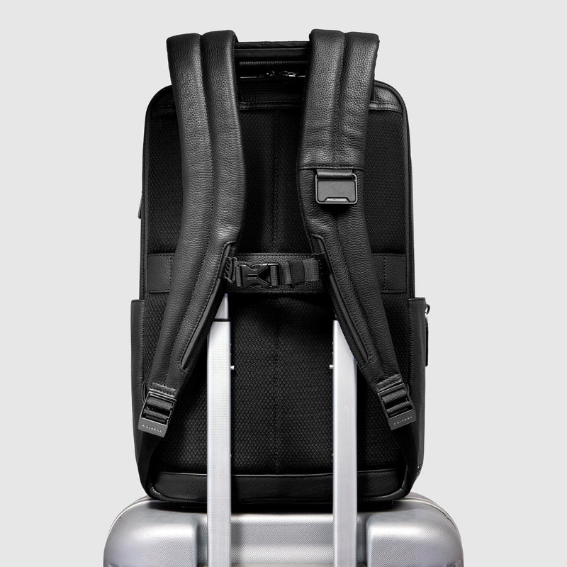 Personalizable travel backpack for laptop 14"