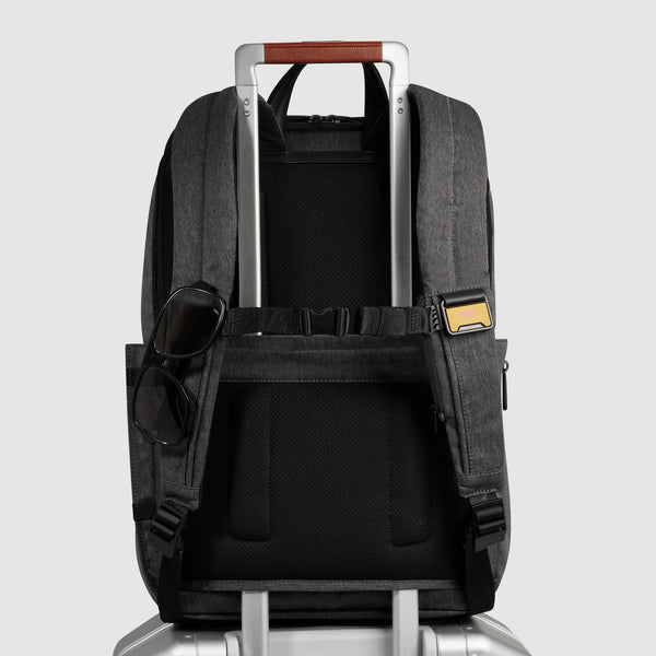 Travel laptop backpack 15,6" in recycled textile - 3