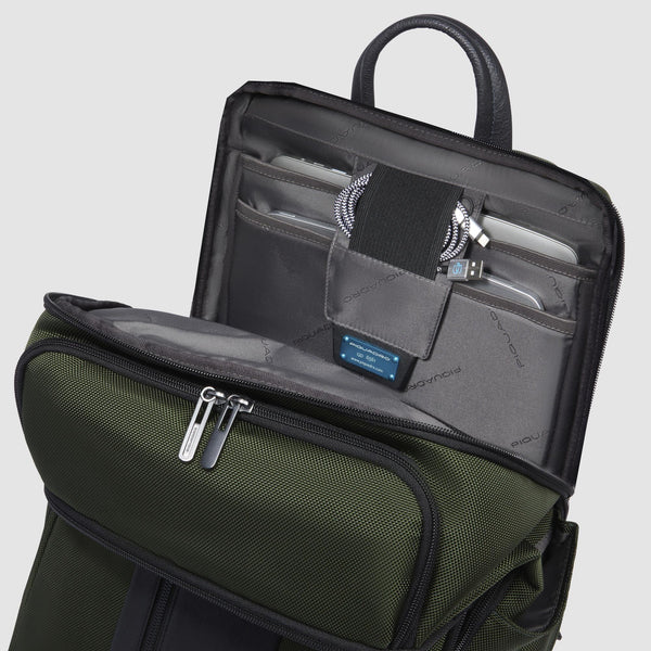 Travel laptop backpack 15,6" in recycled fabric