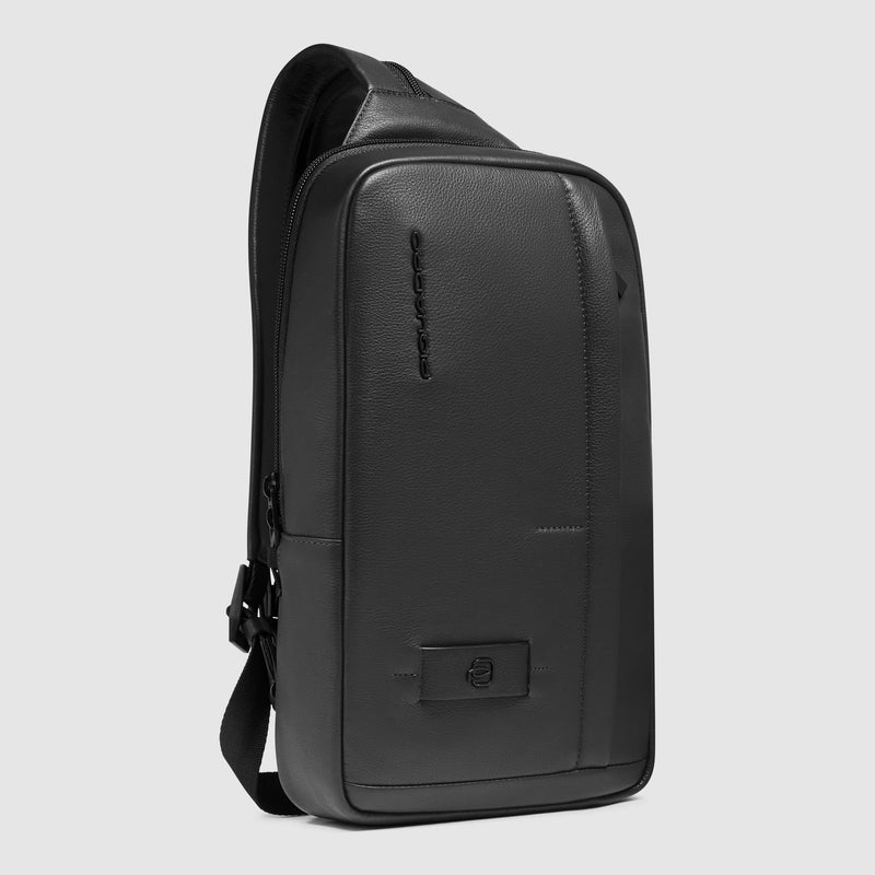 Sling bag im iPad®-Format