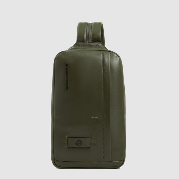 Sling bag im iPad®-Format - 1
