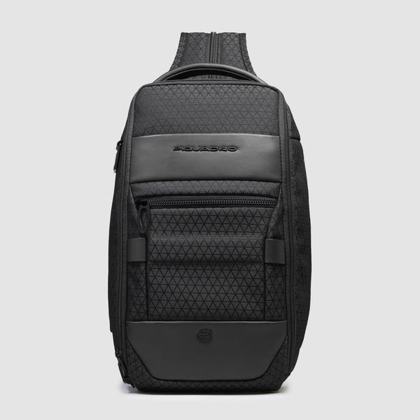 Sling bag aus recycled Stoff mit Rucksack-Option - 1