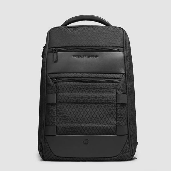 Modular, travel laptop backpack in recycled fabric