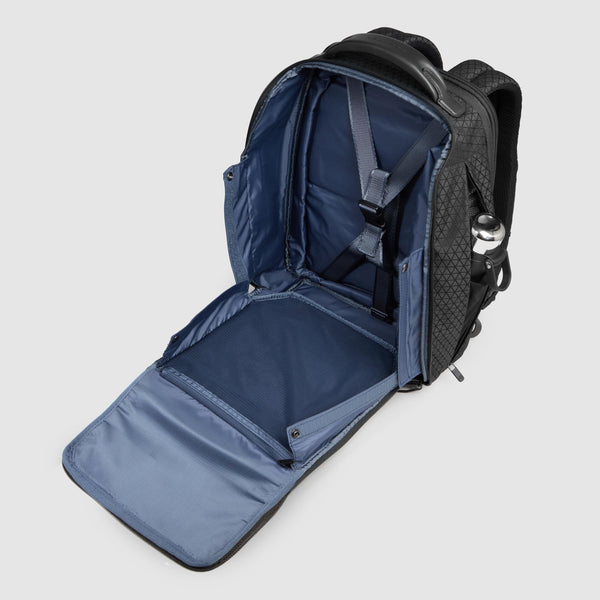 Modular, travel laptop backpack in recycled fabric