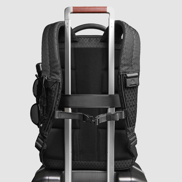 Modular, 2-in-1 travel laptop backpack 15,6"