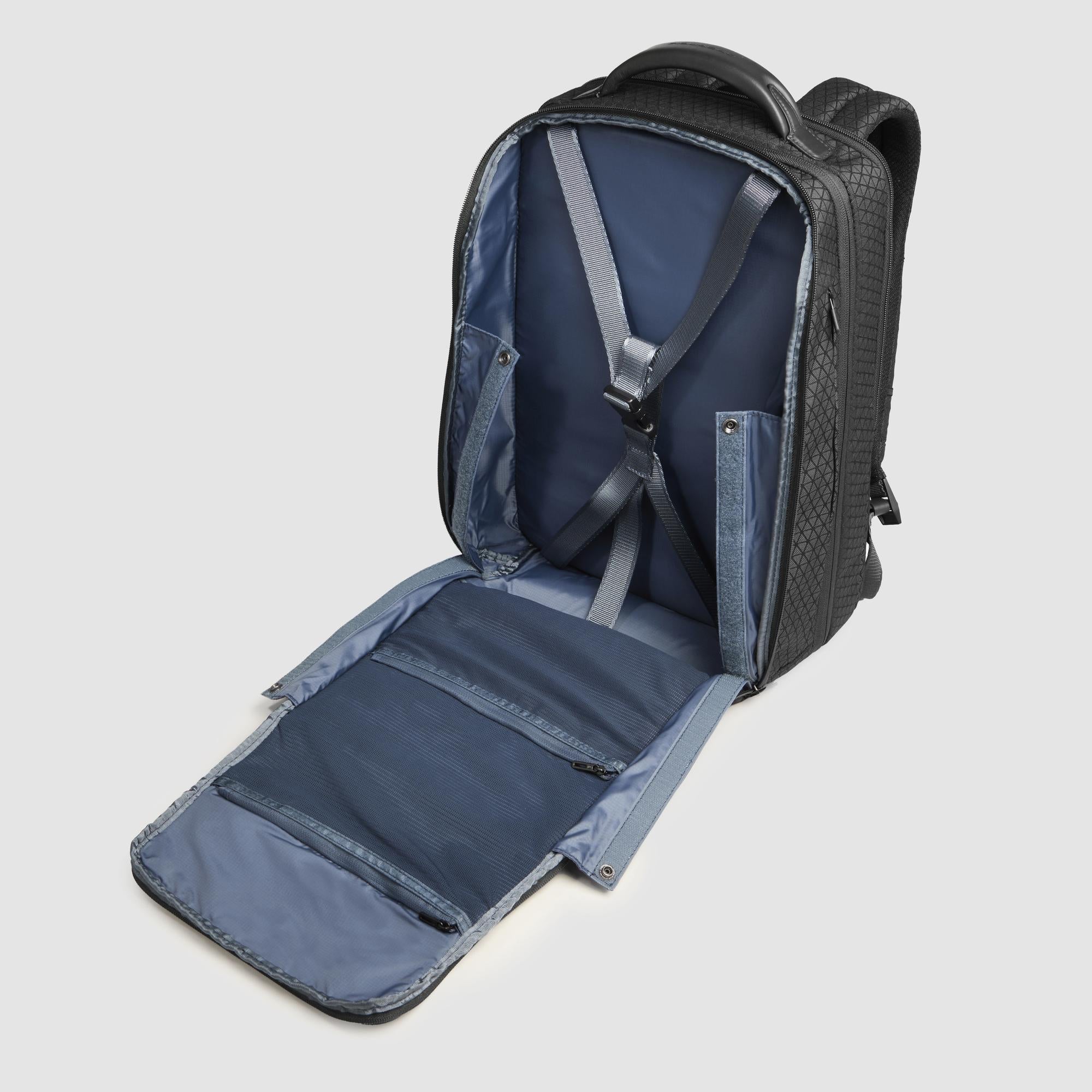 backpacks with removeable laptop compartments Modular, 2-in-1 travel laptop backpack 15,6"