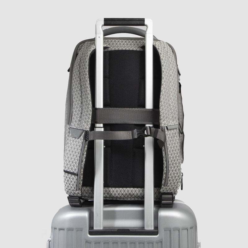 Modular, commute backpack 15,6"