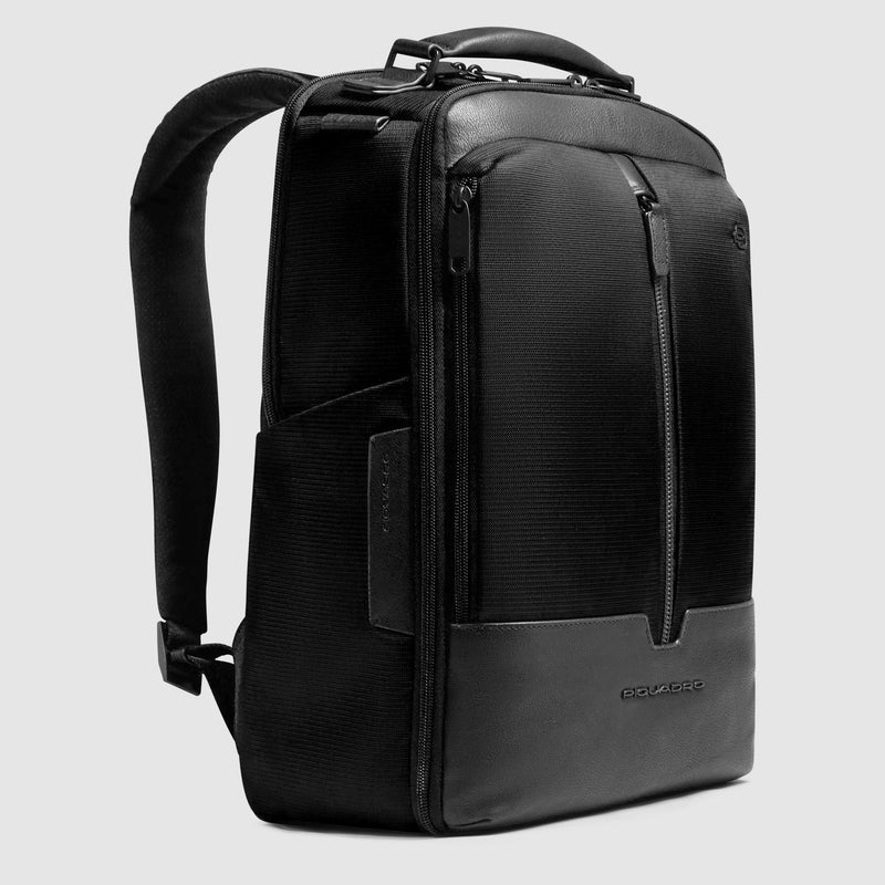 Travel laptop backpack 15,6" in recycled fabric