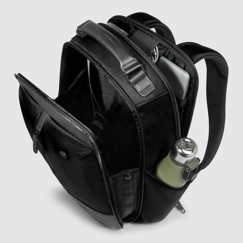 Travel laptop backpack 15,6" in recycled fabric