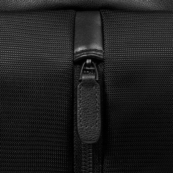Travel laptop backpack 15,6" in recycled fabric