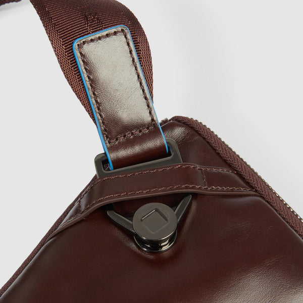 Expandable, flat waist bag
