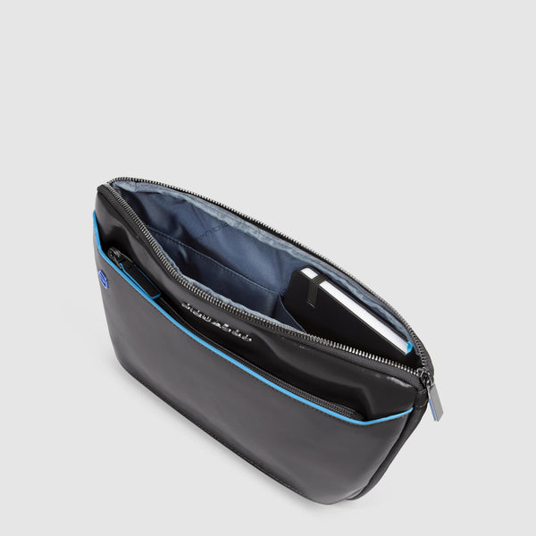 Expandable, flat waist bag