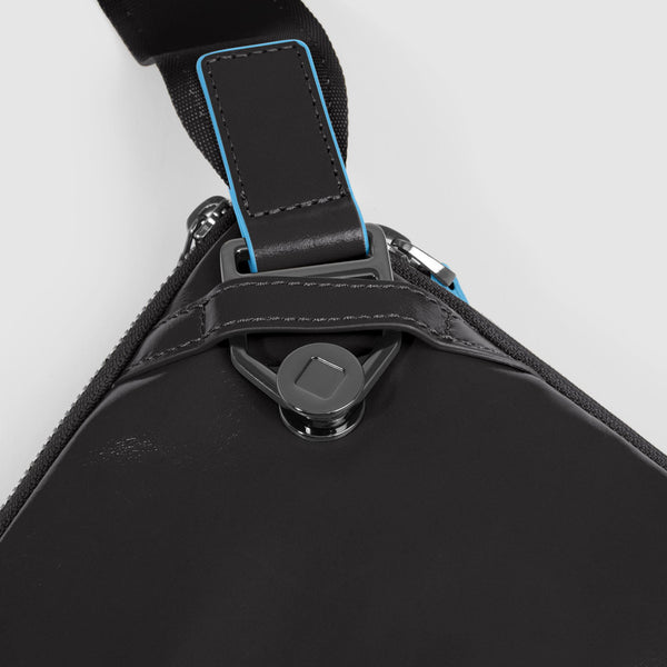 Expandable, flat waist bag