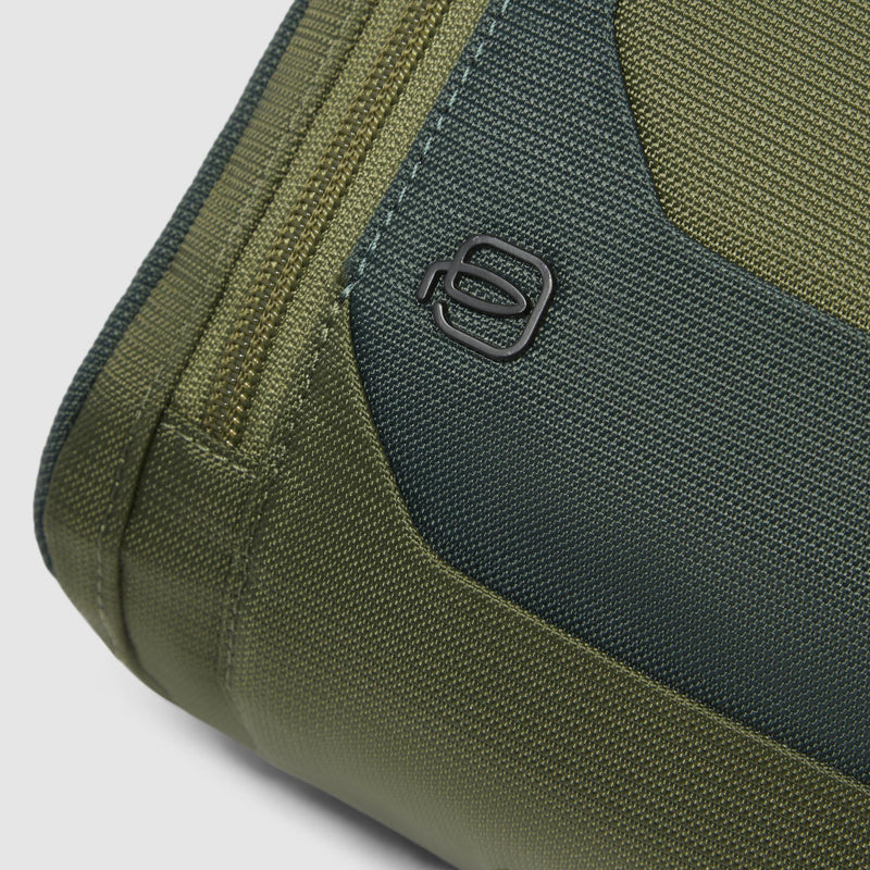 Sling bag in recycled fabric