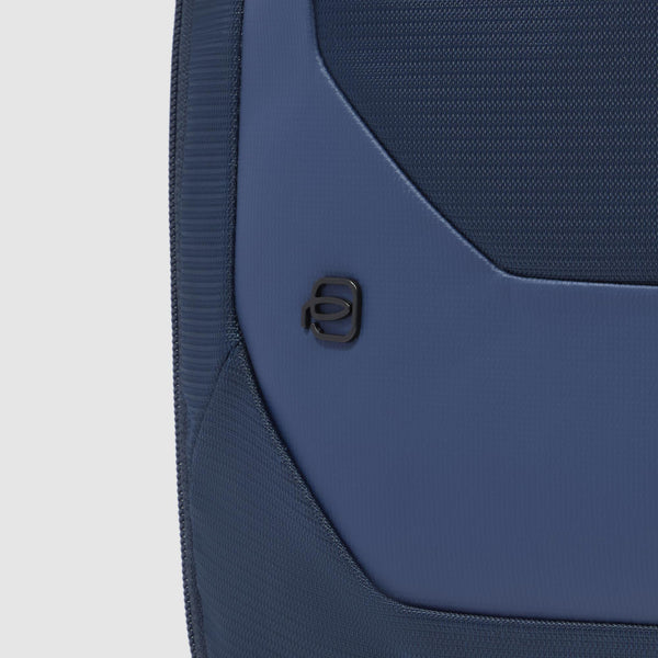 Travel laptop backpack 15,6" in recycled fabric