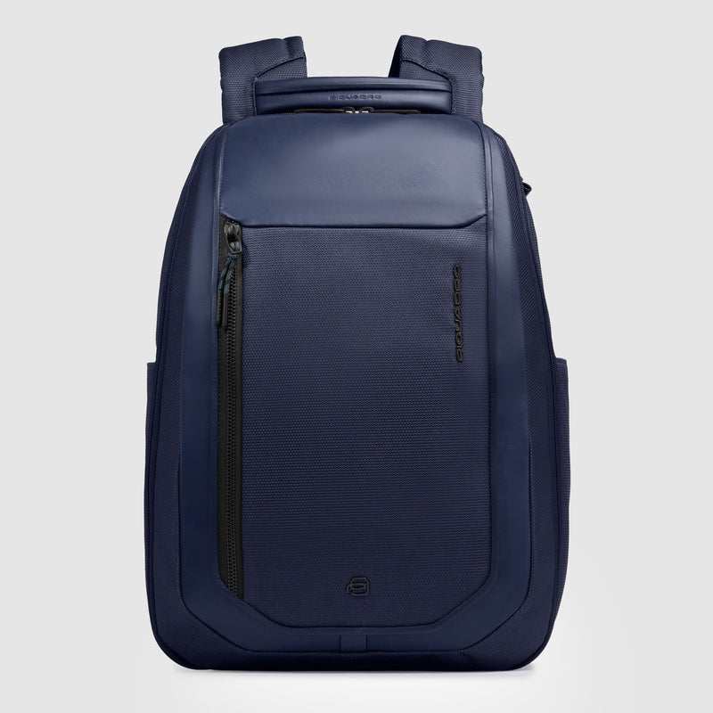 Travel laptop backpack 15,6" in recycled textile - 1