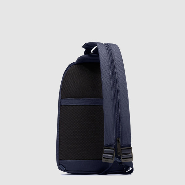 Zaino monospalla uomo in tessuto riciclato - 3