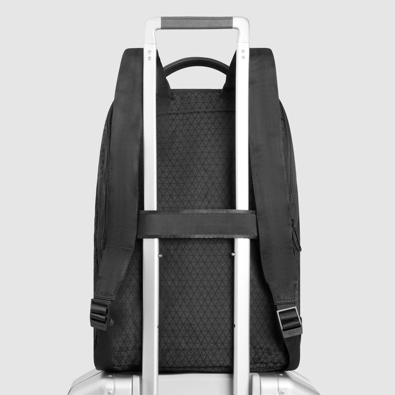 Foldable travel backpack for laptop 15,6"