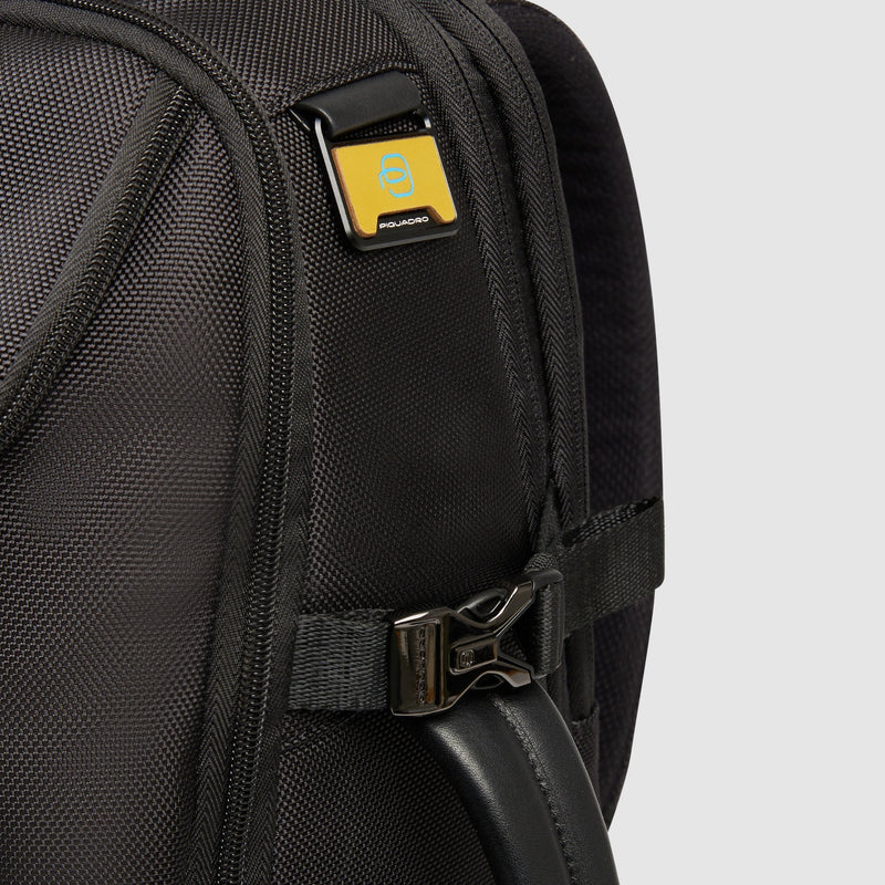 Expandable, travel laptop backpack 15,6"