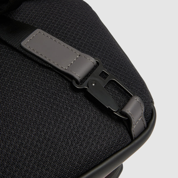 Water resistant sling bag "Piquadro x Ducati" - 6