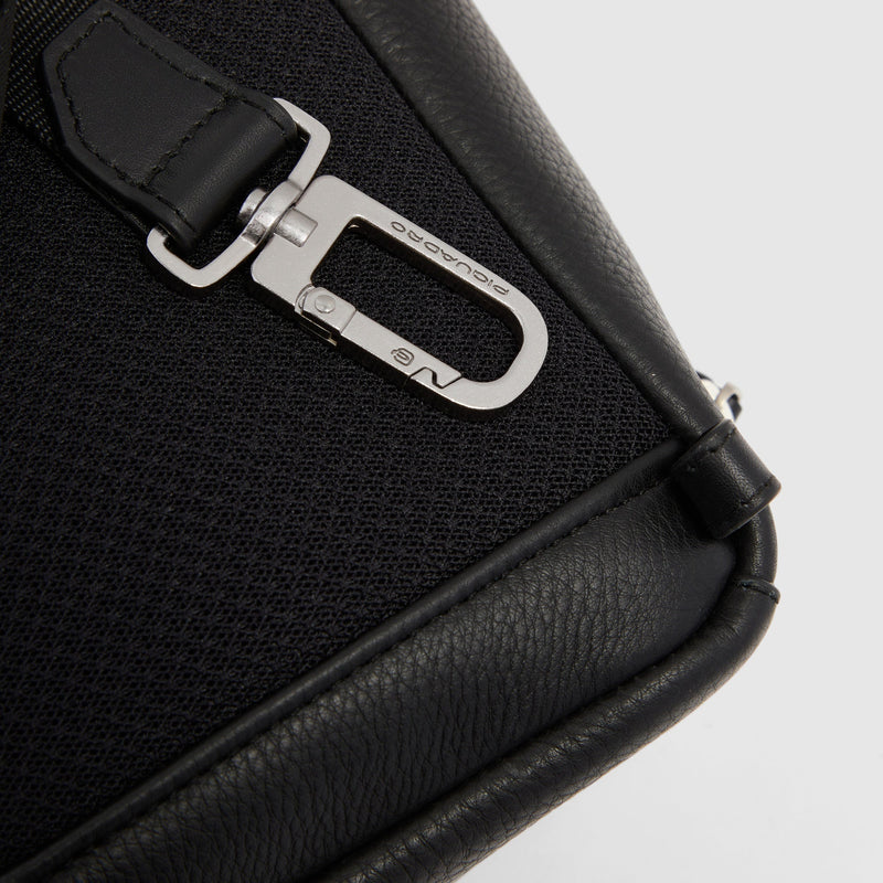 Sac de poitrine homme convertible en sac à dos