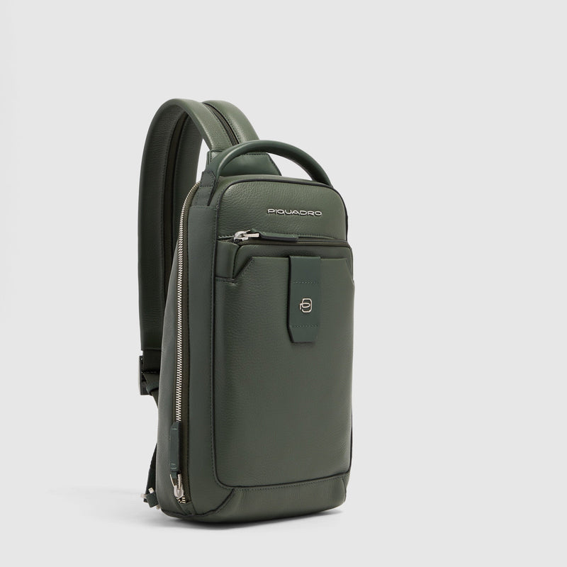 Sac de poitrine homme convertible en sac à dos