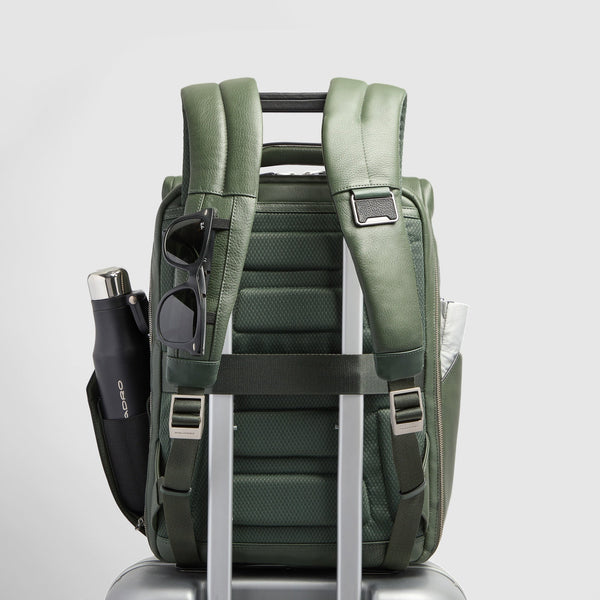 Leather Travel Backpack 18 L for 15.6-inch Laptops - 3