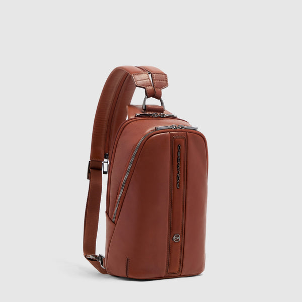 Sac de poitrine homme convertible en sac à dos - 2