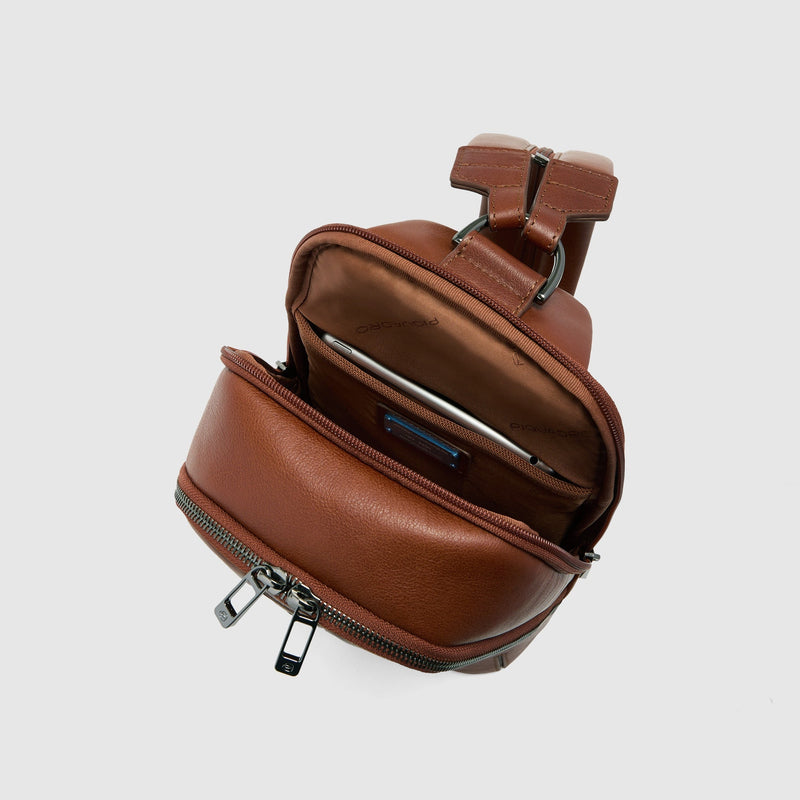 Sac de poitrine homme convertible en sac à dos