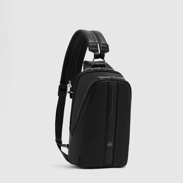 Sling bag im iPad®mini-Format mit Rucksack-Option - 2