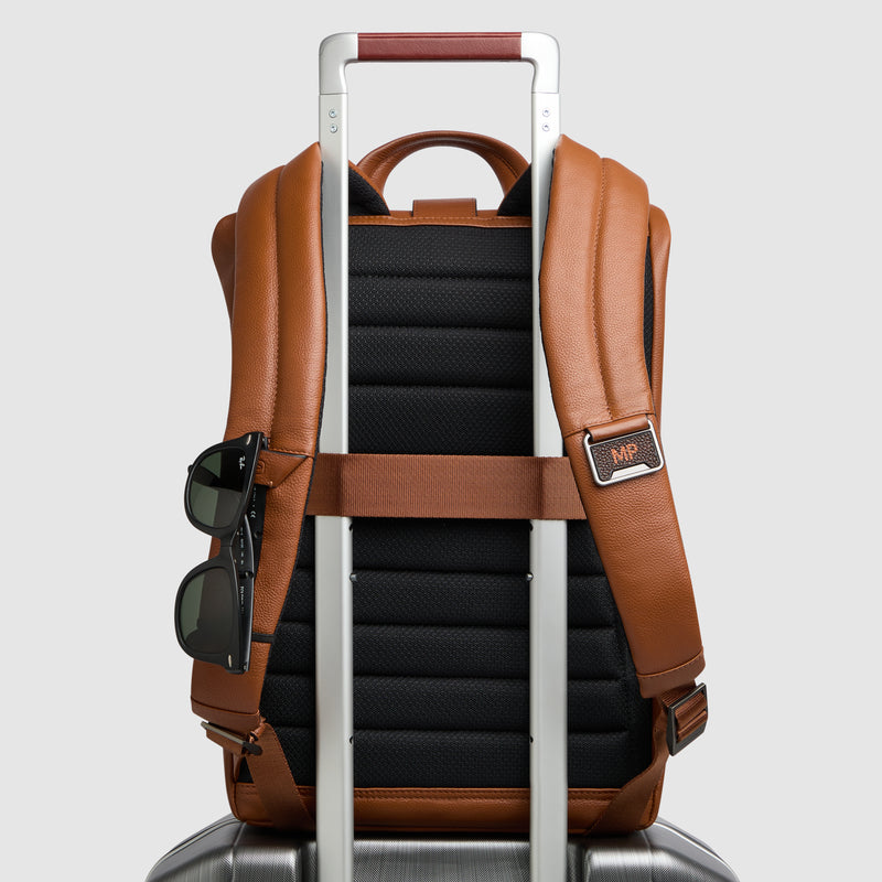 Leather Laptop Backpack 14" Russel with Flap