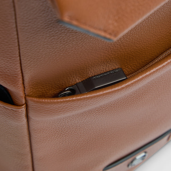 Leather Laptop Backpack 14" Russel with Flap - 5
