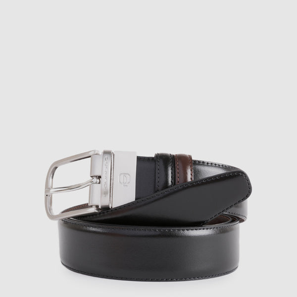 Men’s leather belt with prong buckle