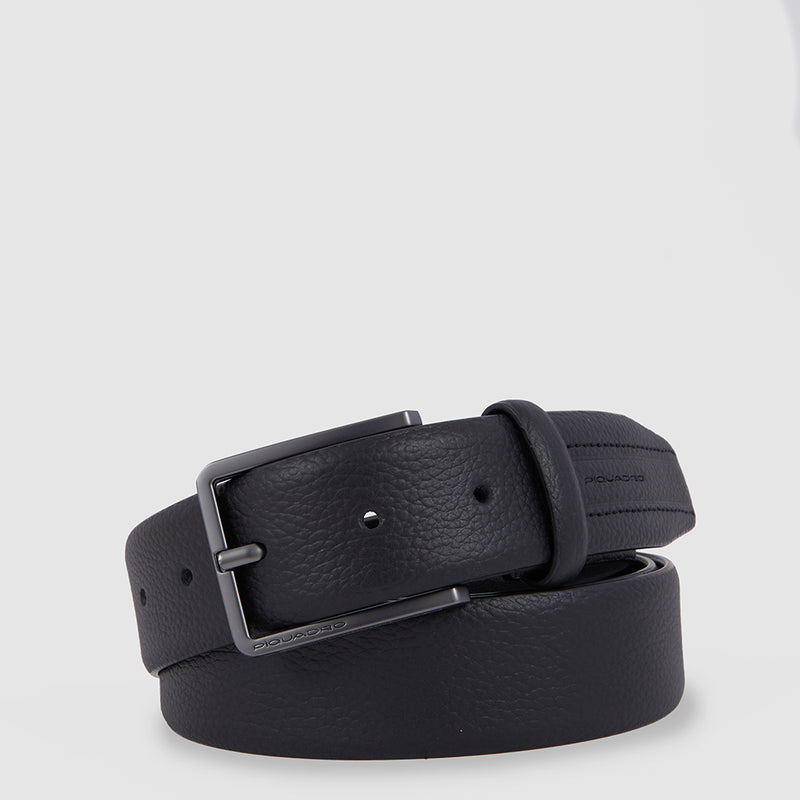 Men’s belt with prong buckle