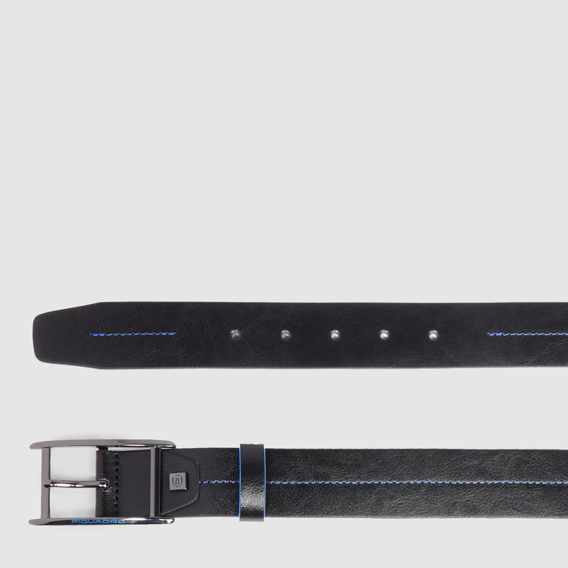 Men’s leather belt with prong buckle