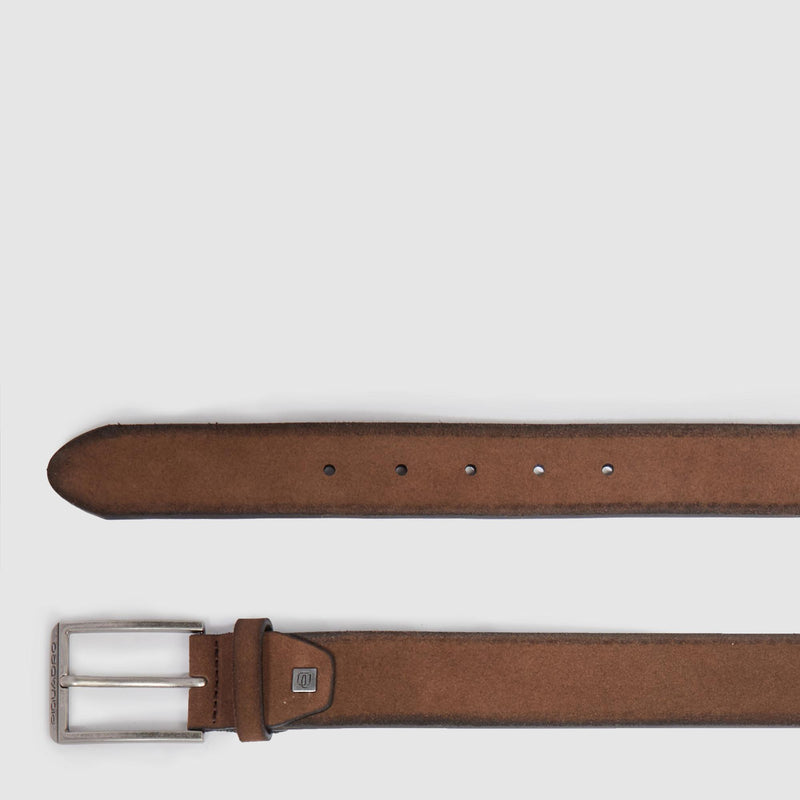Men’s leather belt with prong buckle