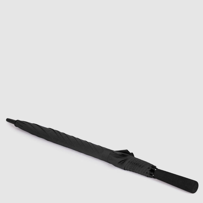 Large, windproof umbrella