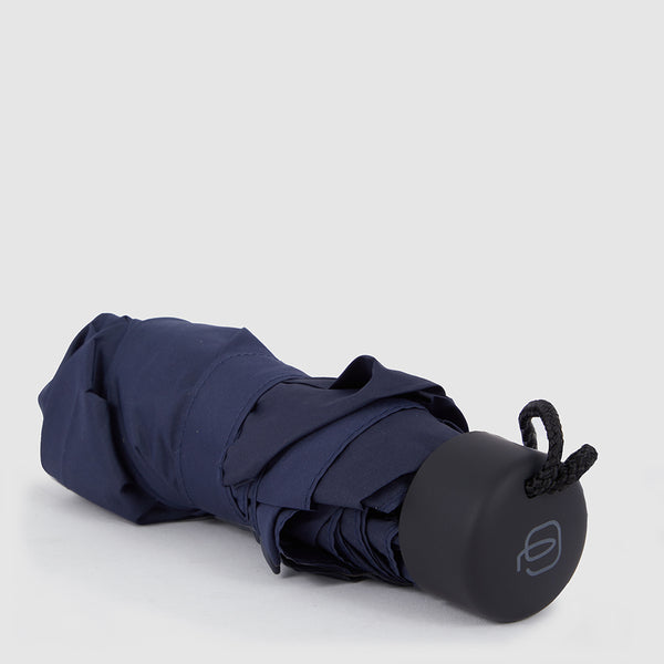 Pocket umbrella with case