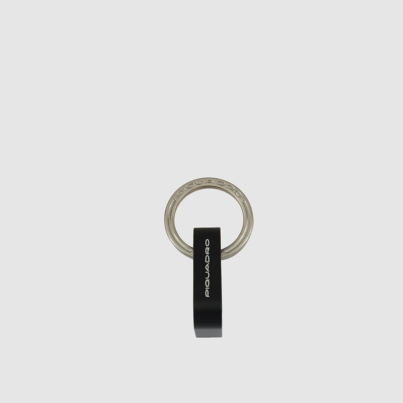 Keychain with triangular carabiner hook