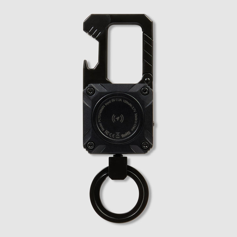 Metal keychain with tracker