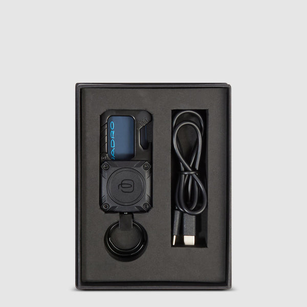 Metal keychain with tracker