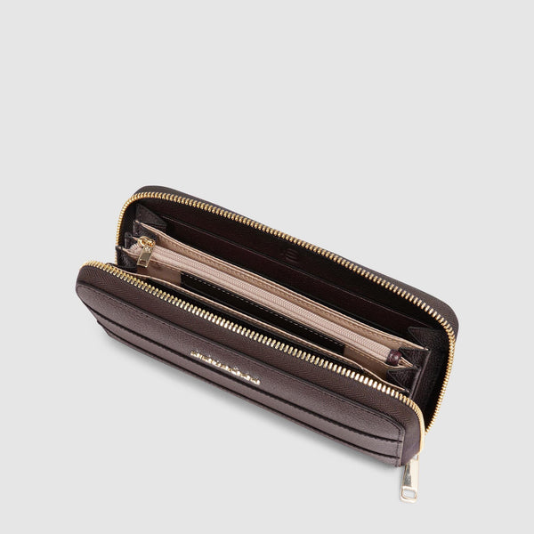 Zip-around women’s wallet with four dividers